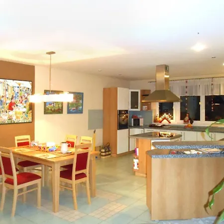 Ferienhaus Mit Pool 100s Tatil Evi Veselí nad Lužnicí