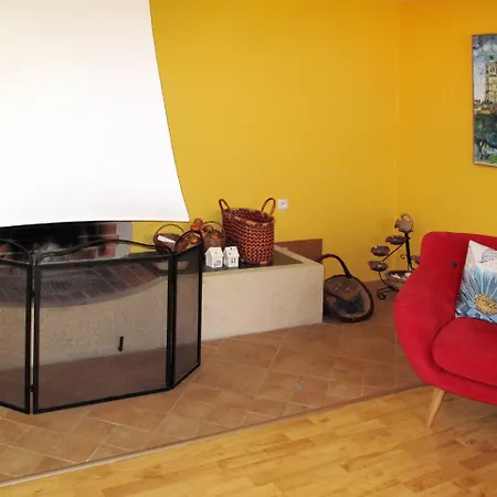 Ferienhaus Mit Pool 100s